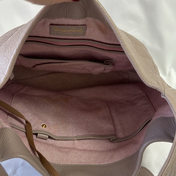 DOONEY & BOURKE Pebbled Leather Gray Logo Lock Sac Size 12”x12.5”x5” - Picture 9 of 12